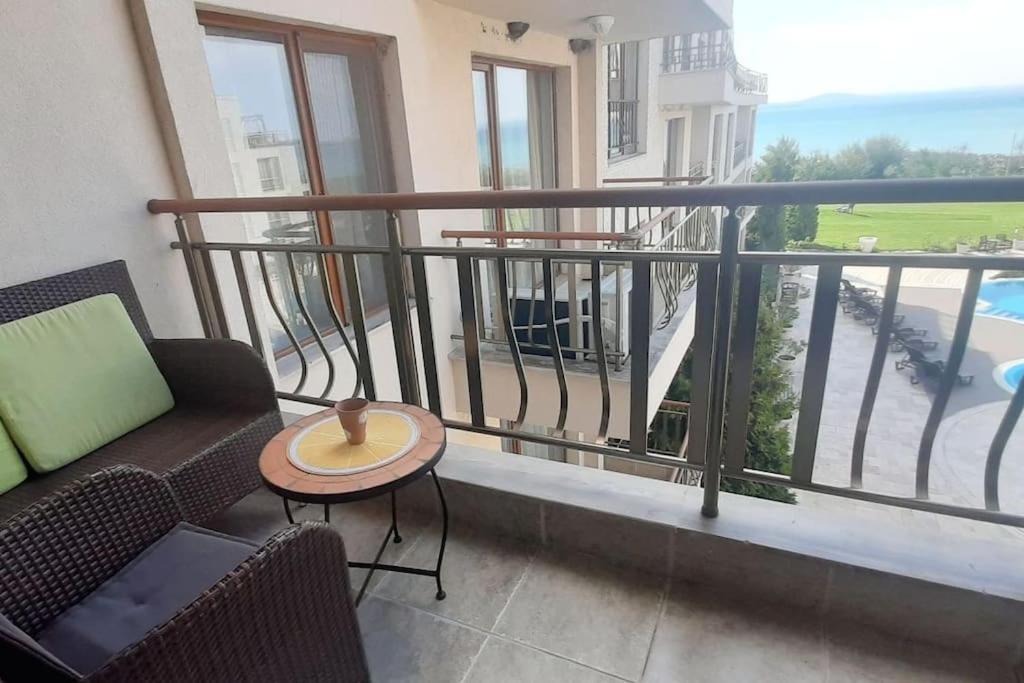 Apartments In Diamond Beach Burgas Exterior photo