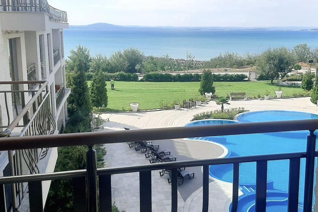 Apartments In Diamond Beach Burgas Exterior photo